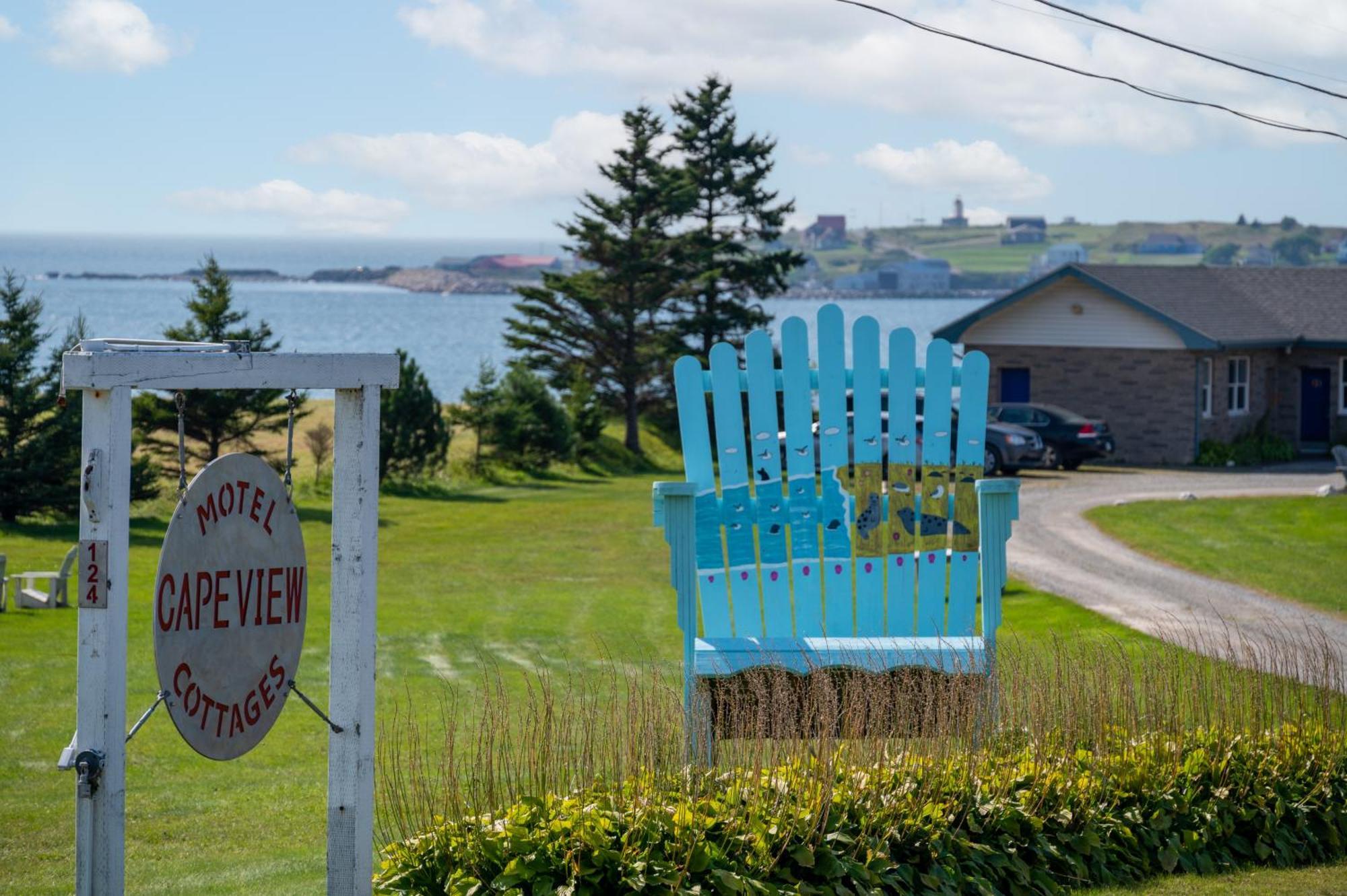 Cape View Motel & Cottages Mavilette Exterior photo